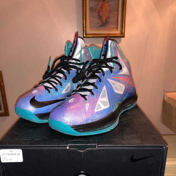Nike Other - Lebron galaxy